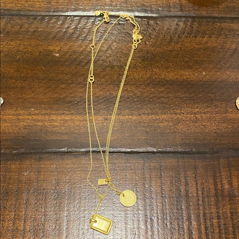 Layering Gold Pendant Necklace